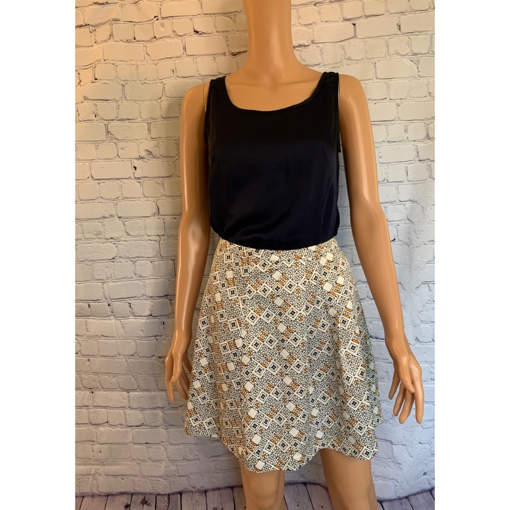 H&M Limited Edition Abstract Print Skirt size 4